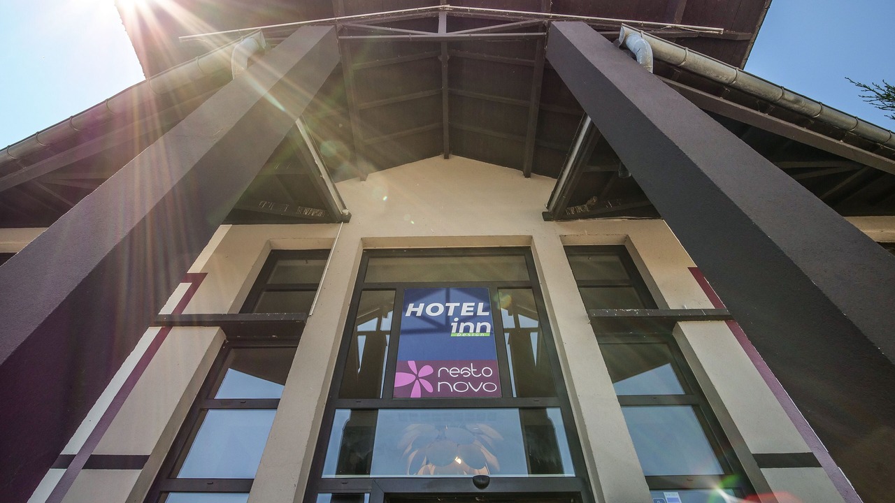 Photo of Outdoor in Sedan