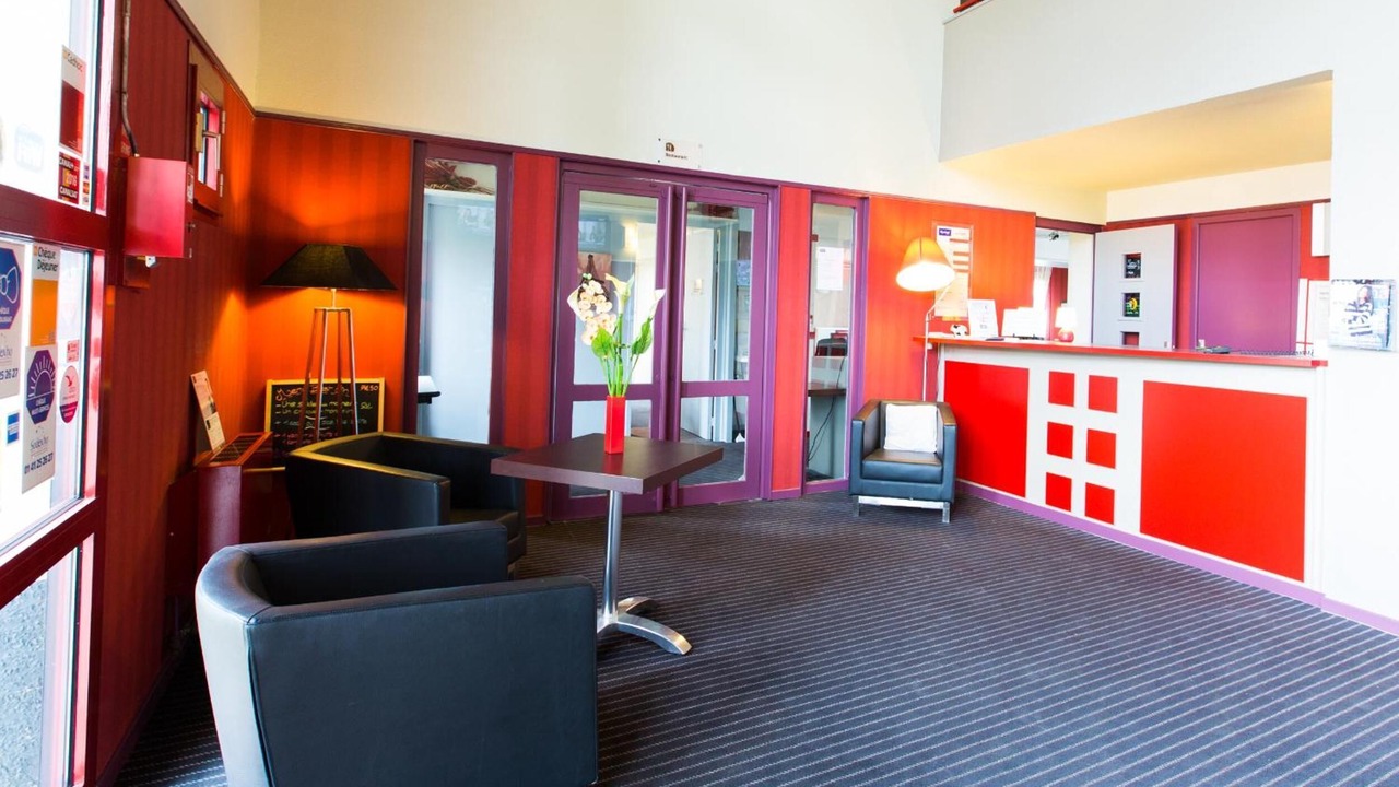 Photo of Others in Sedan