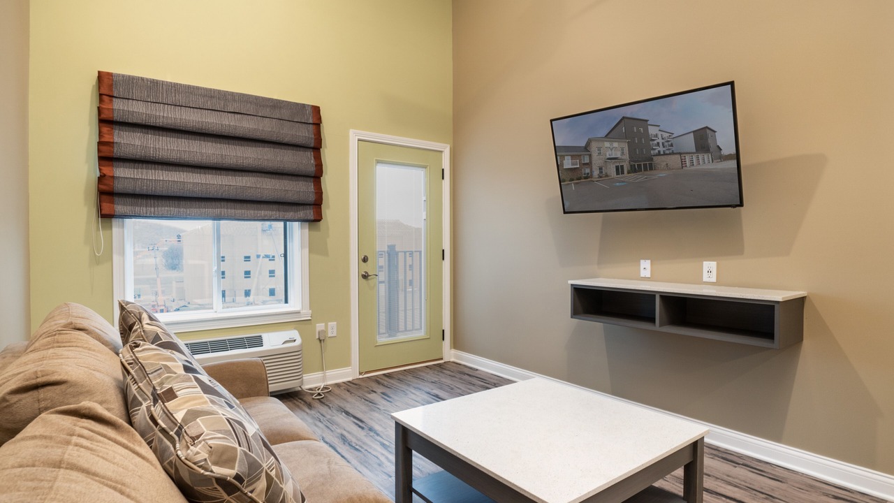 Photo of Others in Bowling Green