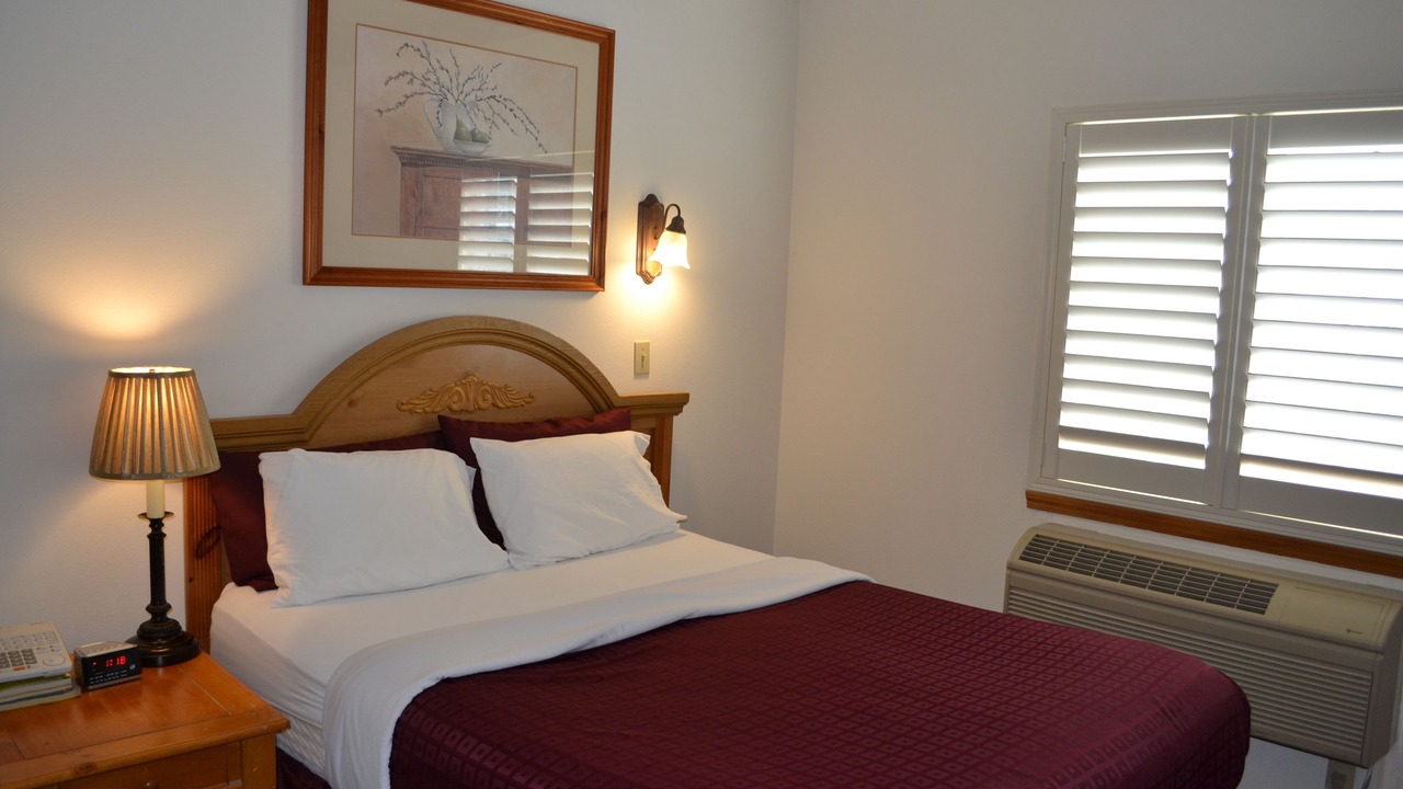 Photo of Bedroom in Anacortes