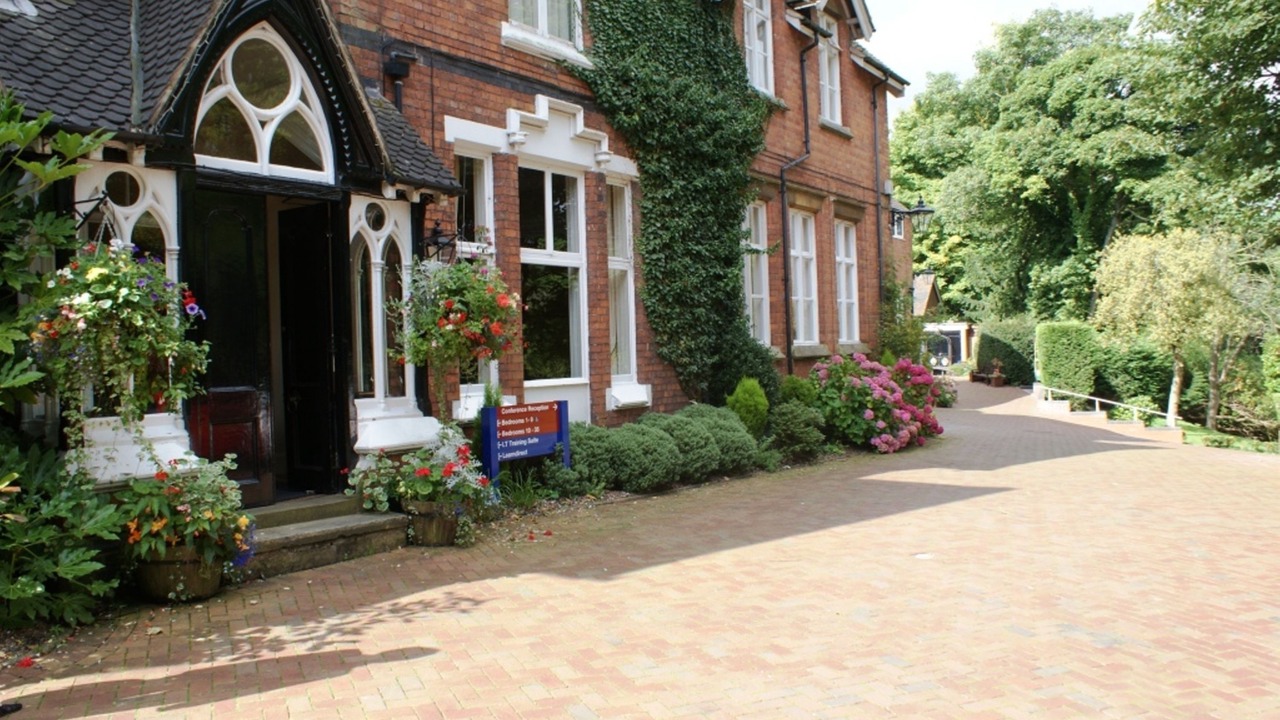 Photo of Outdoor in Cleedownton