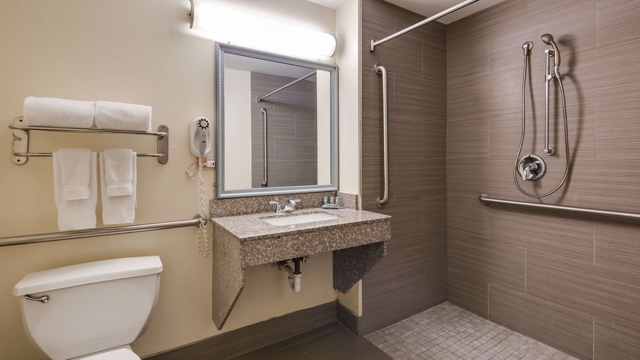Photo of Bathroom in Rayne