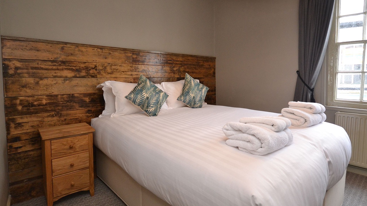 Photo of Others in Topsham