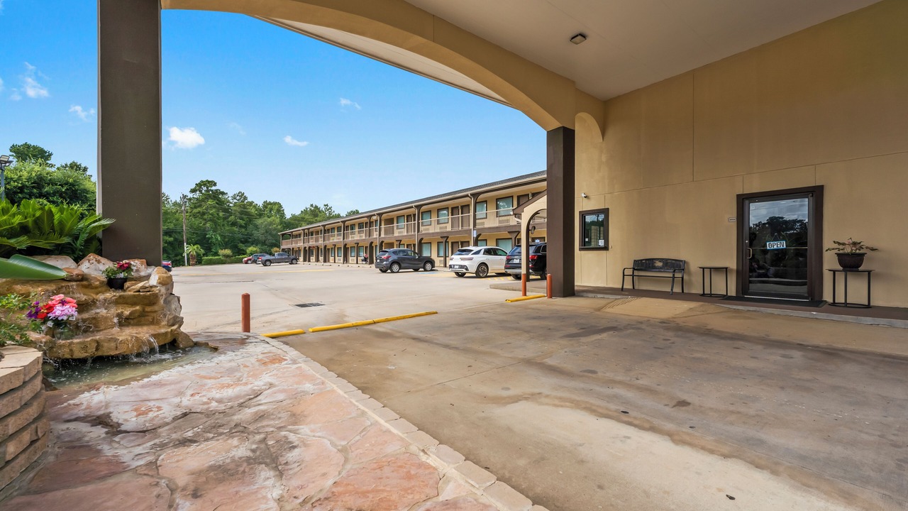Photo of Outdoor in Magnolia