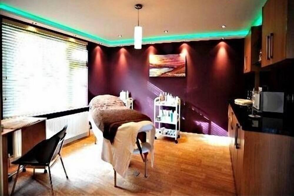 Photo of Others in Mawgan Porth