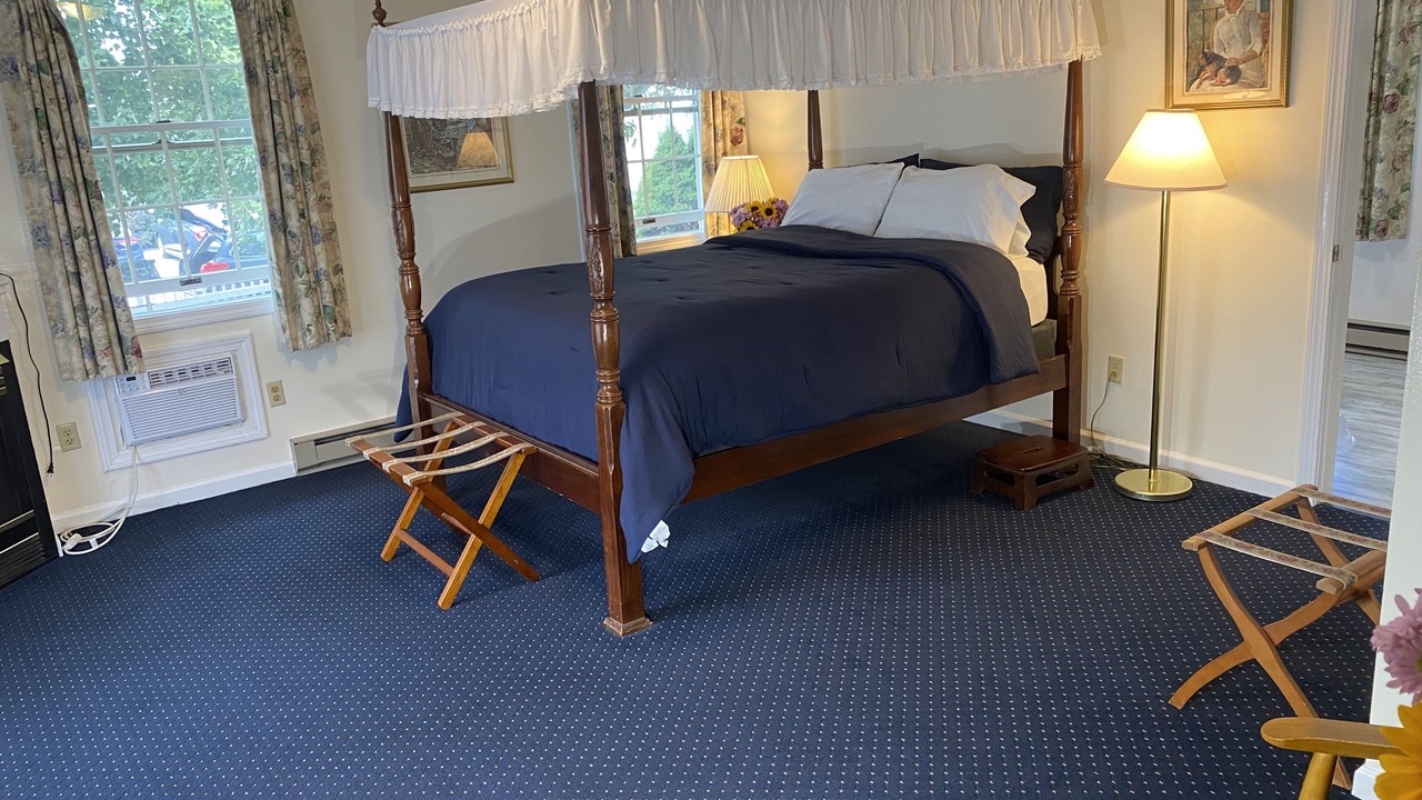 Photo of Bedroom in Mystic - New London