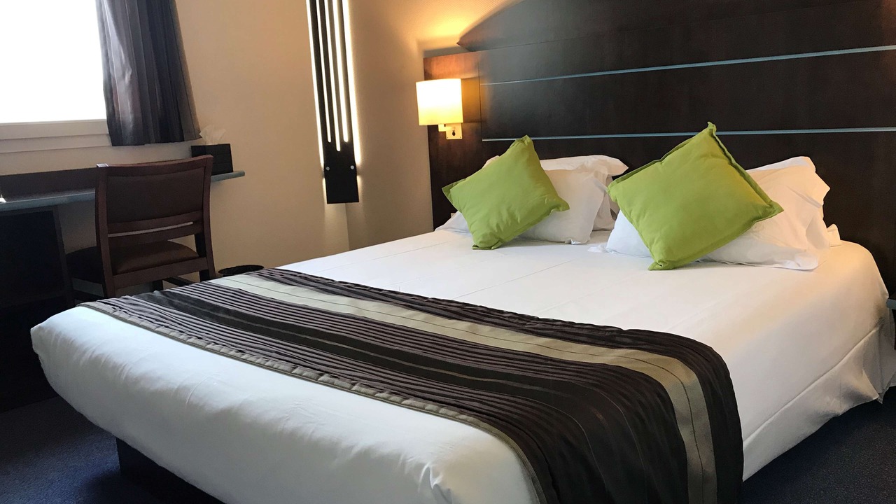 Photo of Bedroom in Dol-de-Bretagne