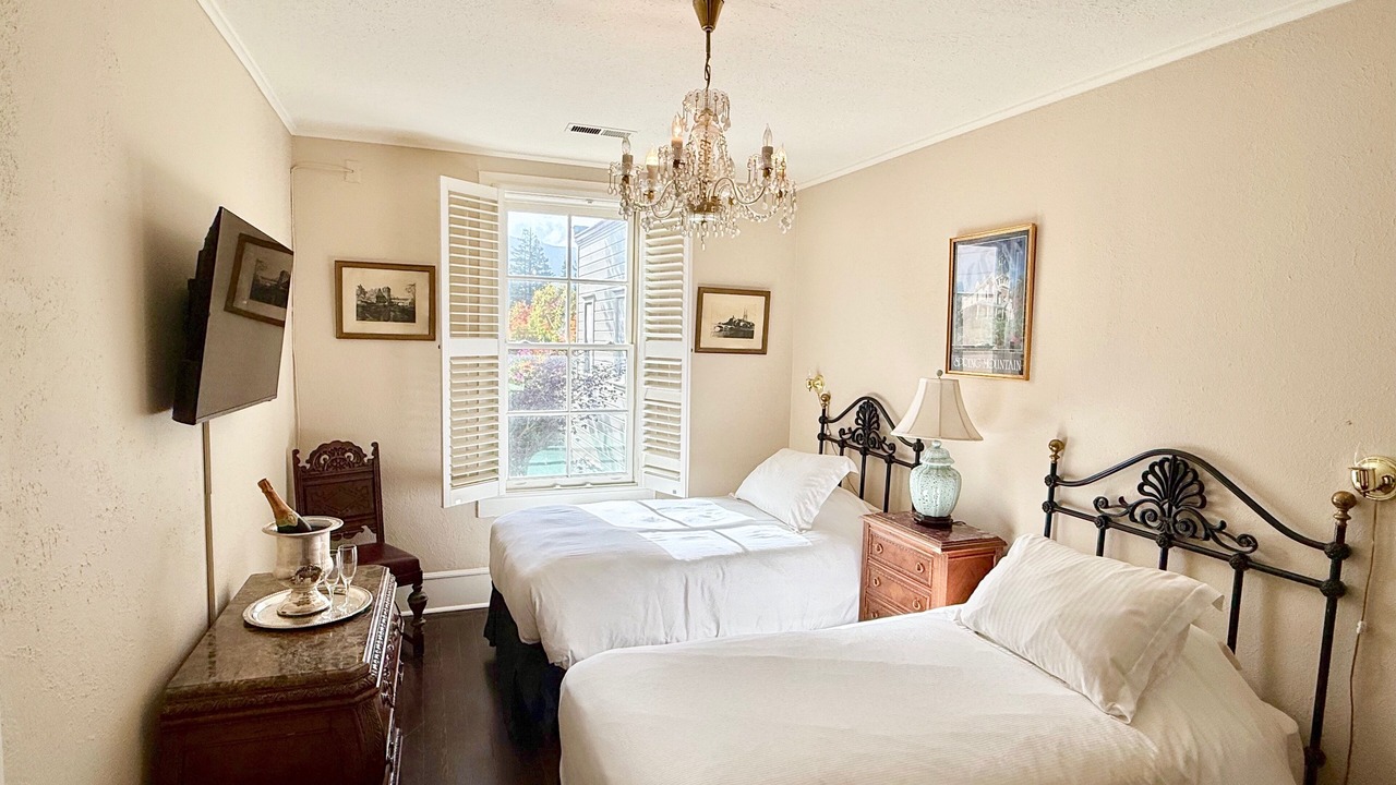 Photo of Bedroom in St. Helena