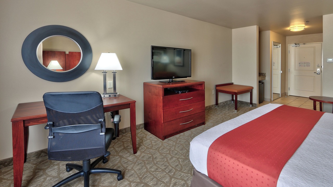 Photo of Bedroom in Roswell