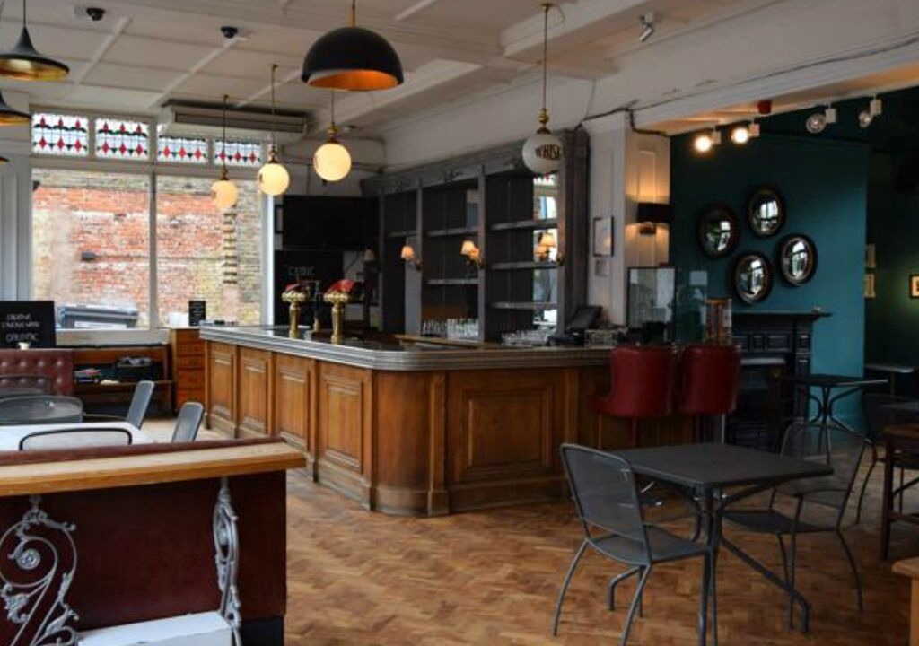 Photo of Others in Mapesbury