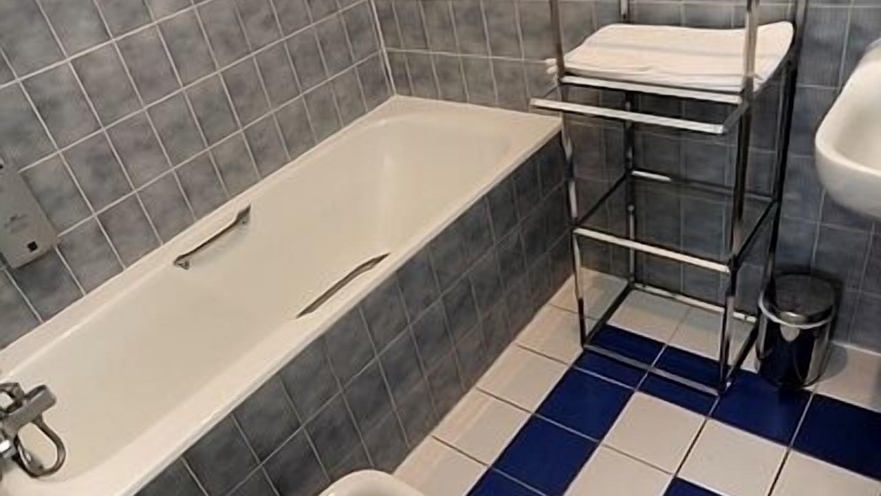Photo of Bathroom in Malesherbes