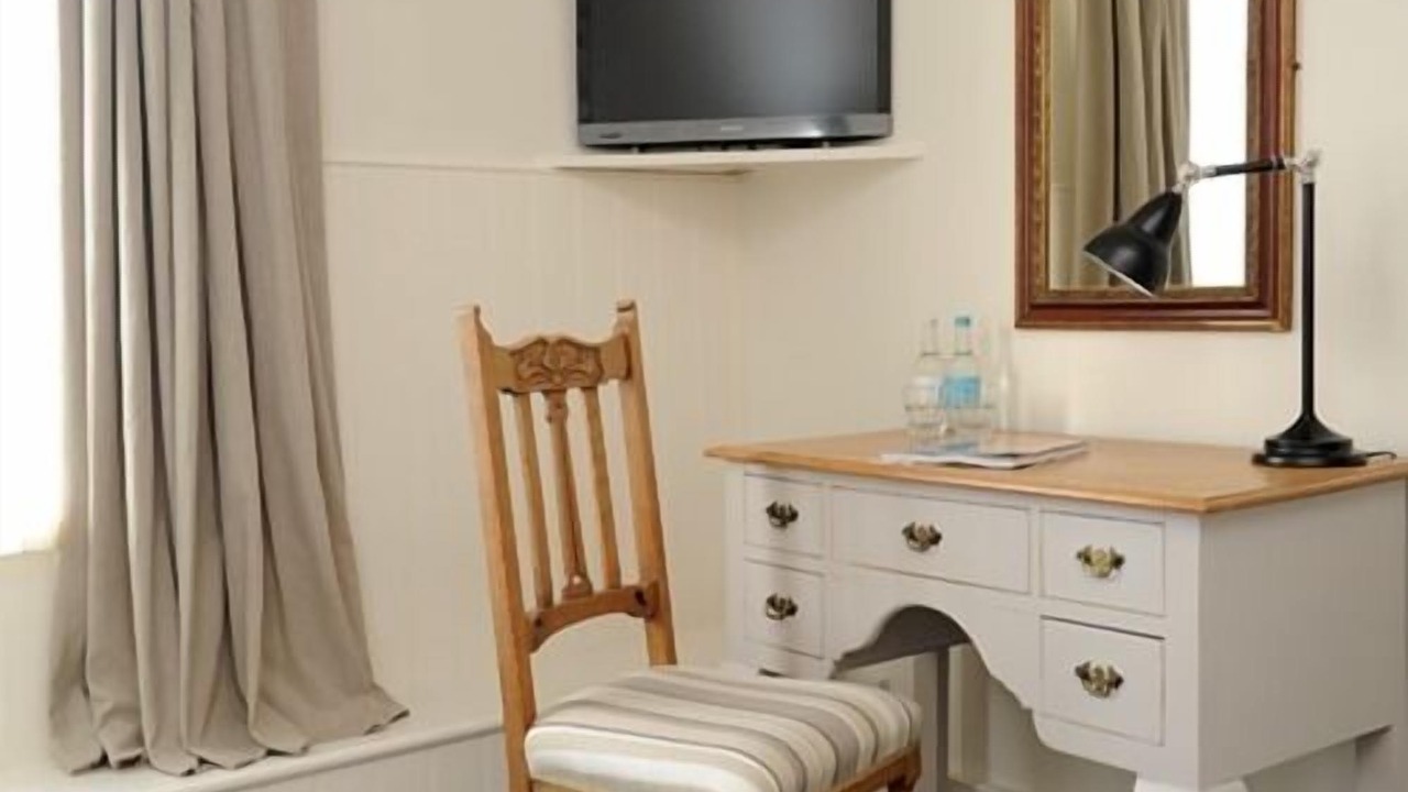 Photo of Bedroom in Angmering