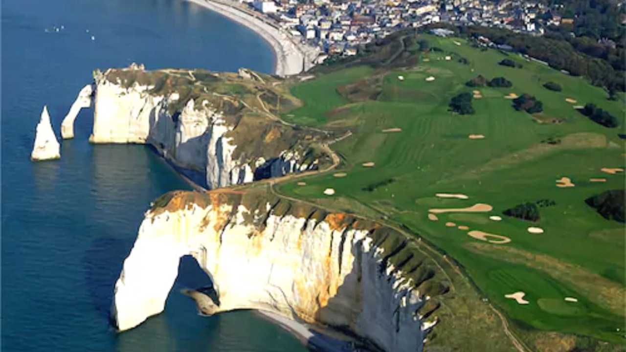 Photo of Others in Etretat