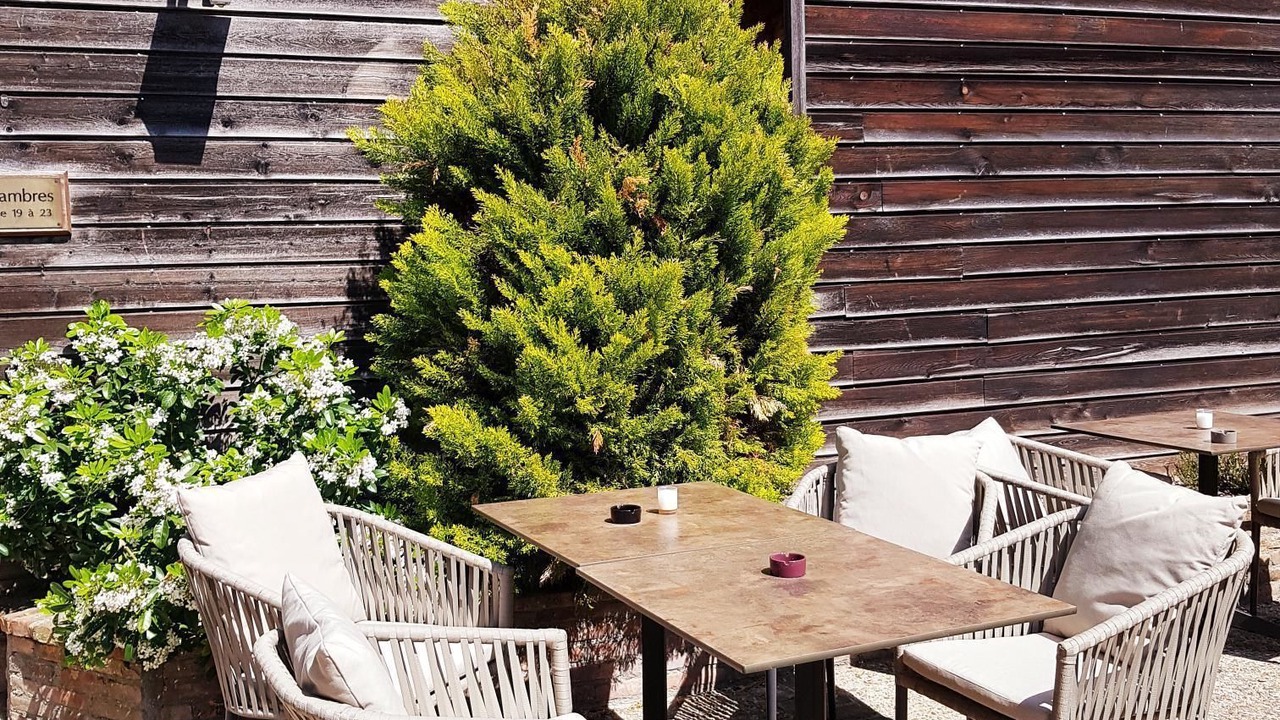 Photo of Patio Balcony in Etretat