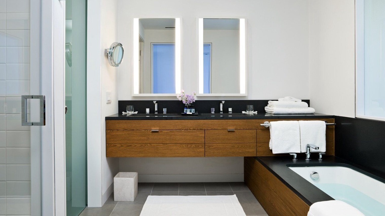 Photo of Others in Bridgehampton