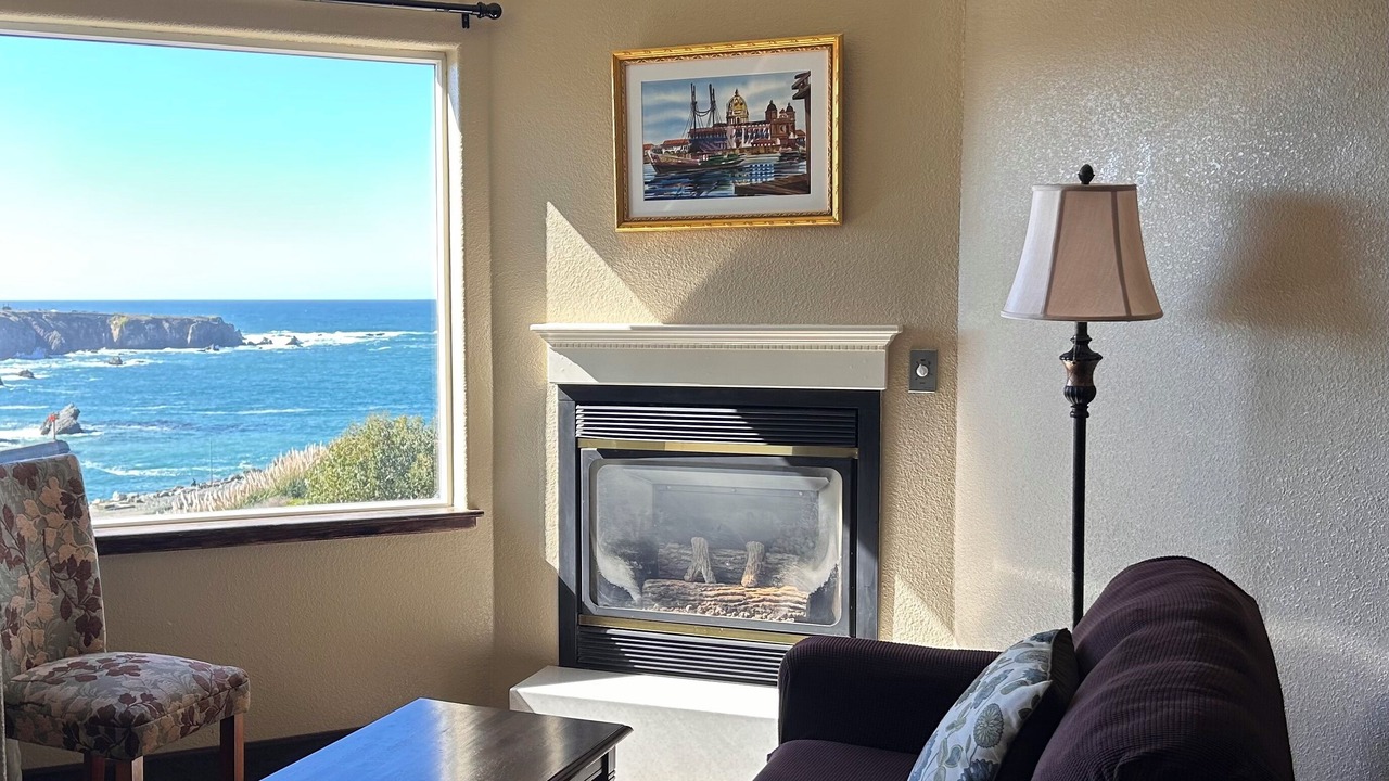 Photo of Livingroom in Fort Bragg