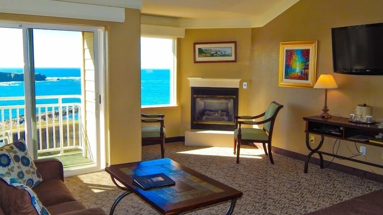 Photo of Livingroom in Fort Bragg
