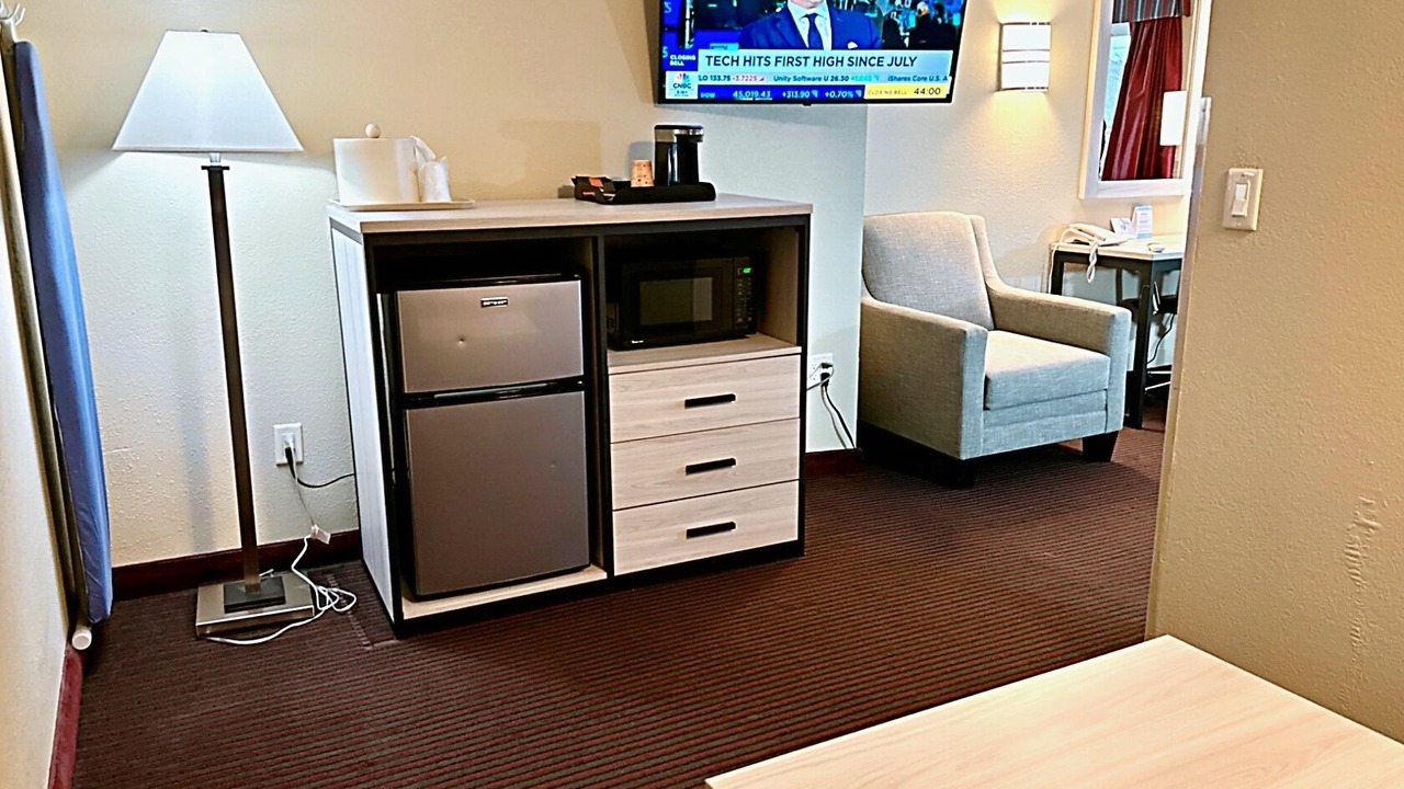 Photo of Others in Three Bridges