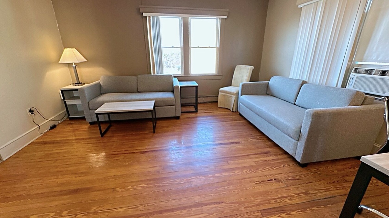 Photo of Others in Three Bridges