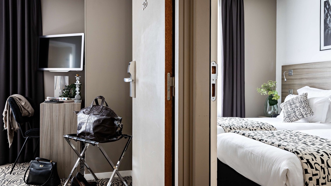 Photo of Bedroom in Issy-les-Moulineaux