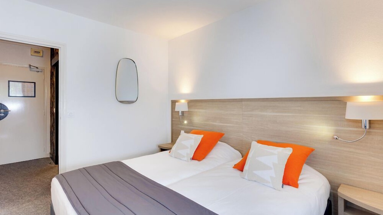 Photo of Bedroom in Saint-Hilaire-du-Harcouet