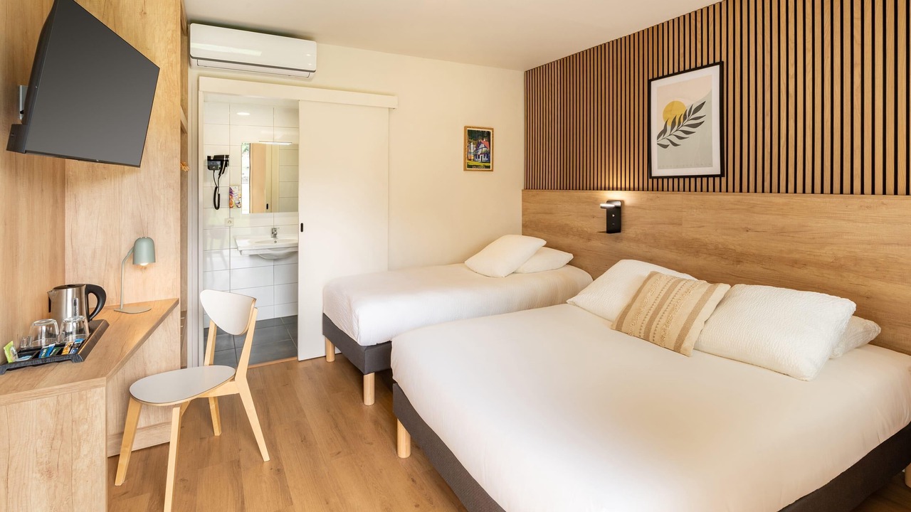 Photo of Bedroom in Saint-Pierre-du-Mont
