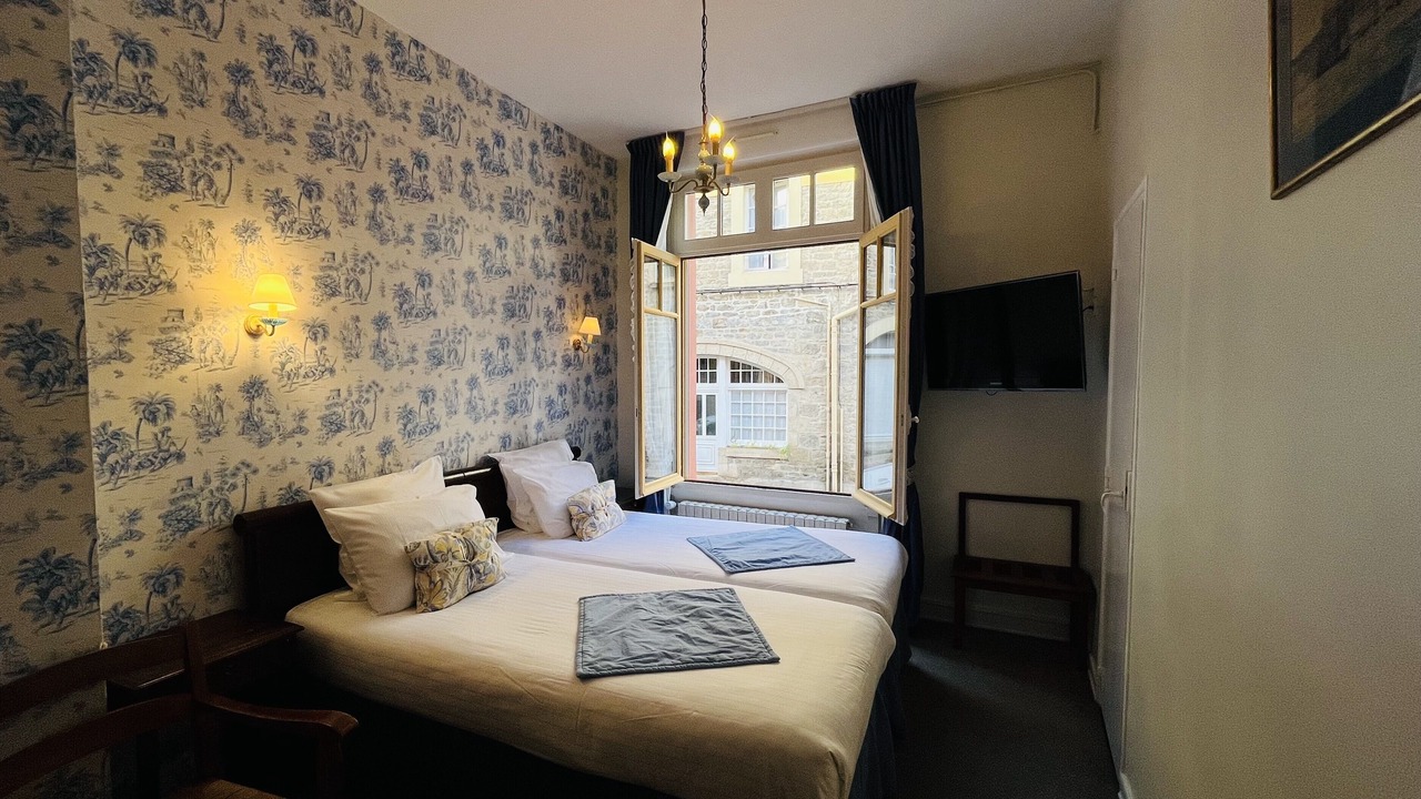 Photo of Bedroom in Dinard