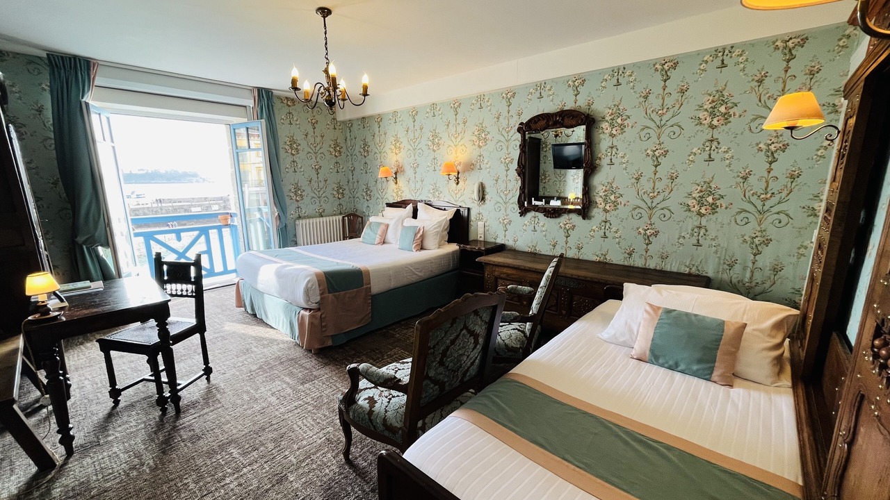 Photo of Bedroom in Dinard