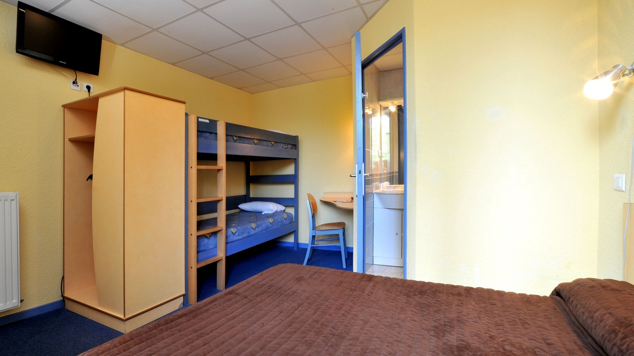 Photo of Bedroom in Avermes