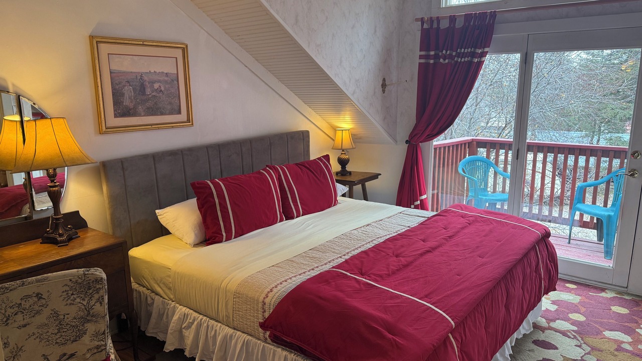 Photo of Bedroom in Cloudcroft