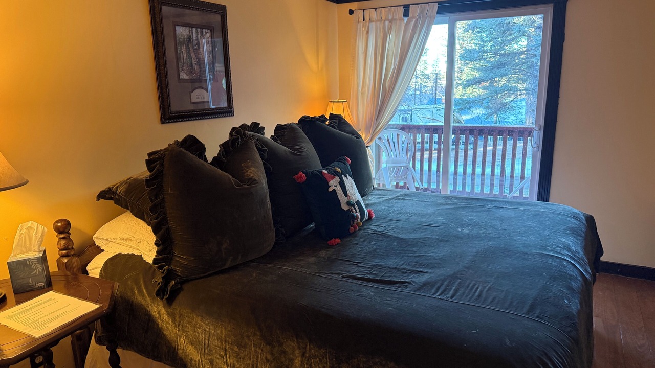 Photo of Bedroom in Cloudcroft
