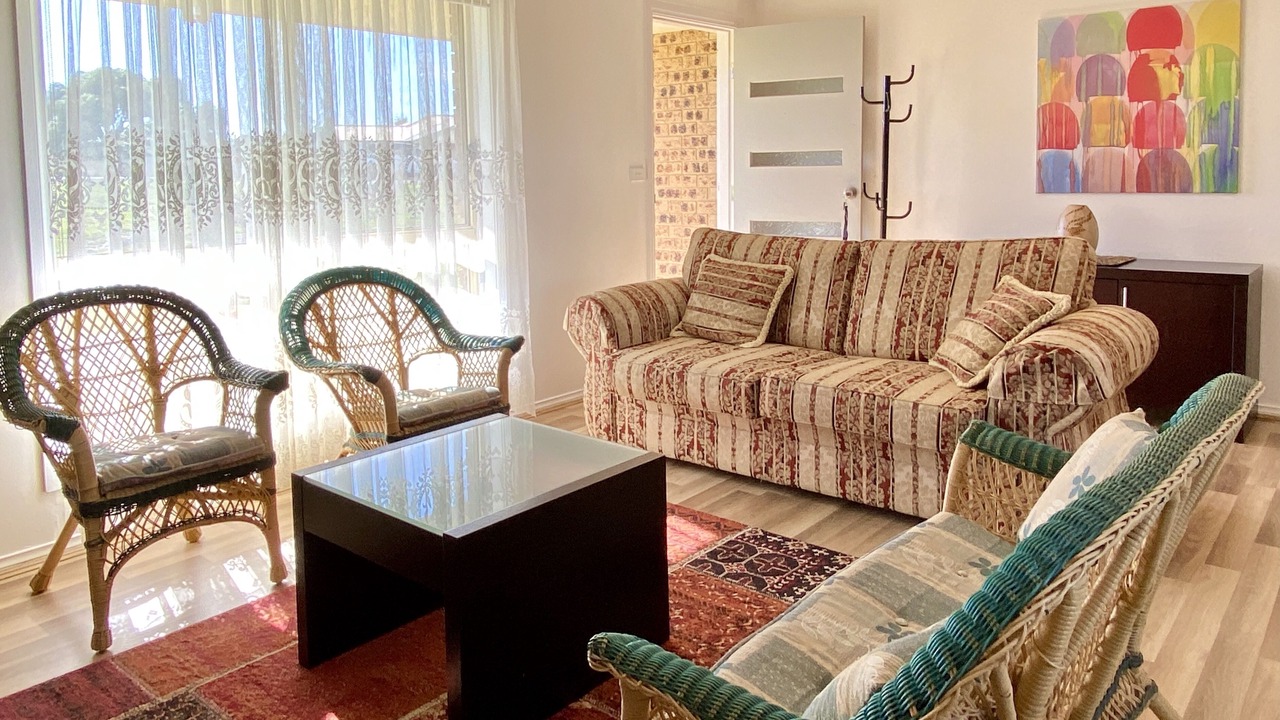 Photo of Others in Oberon