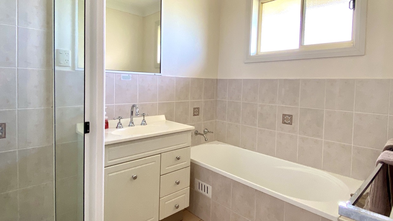 Photo of Bathroom in Oberon