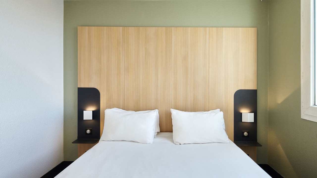 Photo of Bedroom in Gonesse