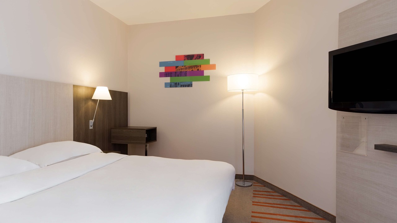 Photo of Bedroom in Hotel-de-Ville