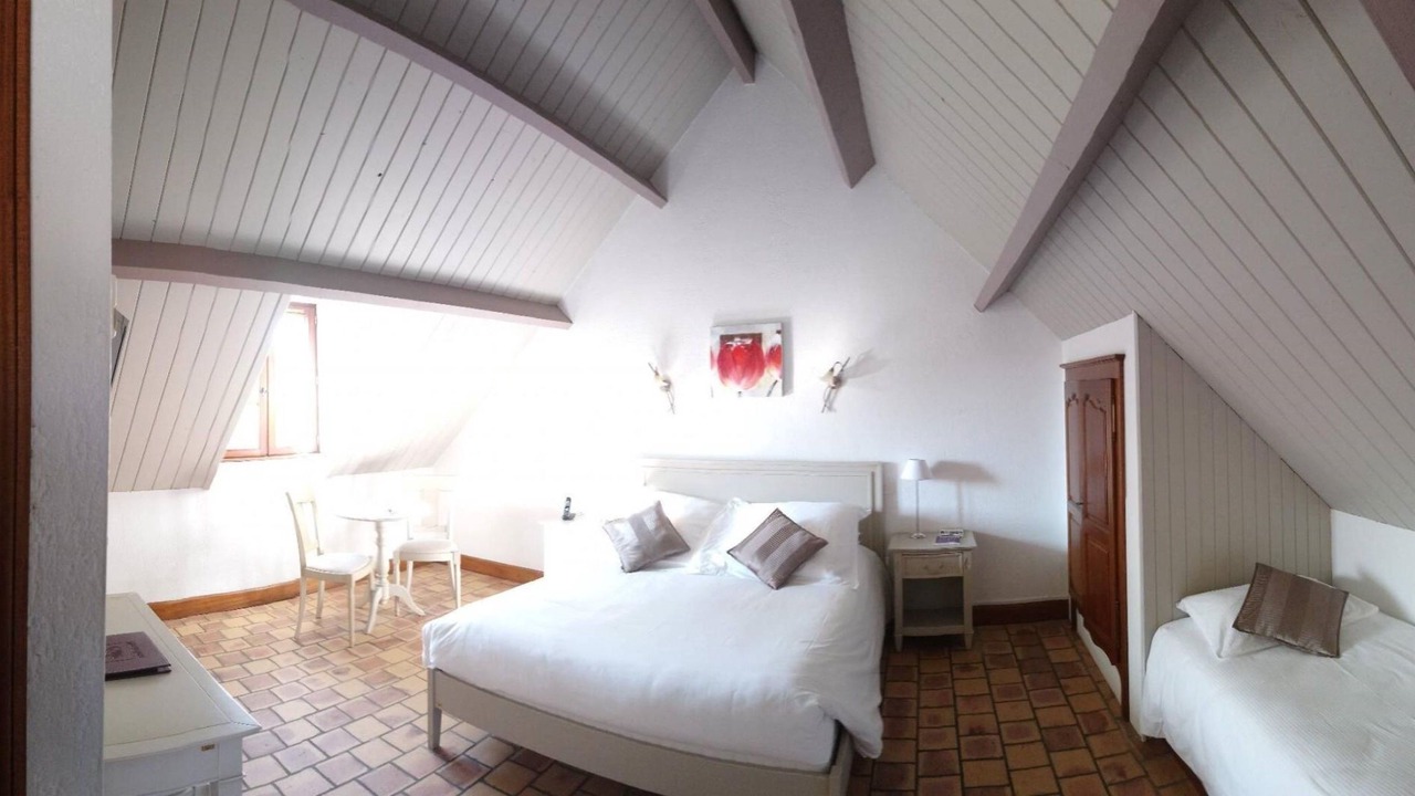 Photo of Bedroom in La Ferte-Saint-Aubin