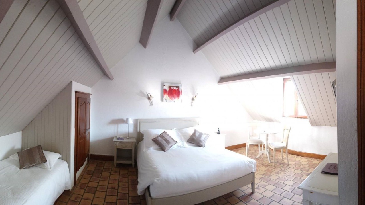 Photo of Bedroom in La Ferte-Saint-Aubin