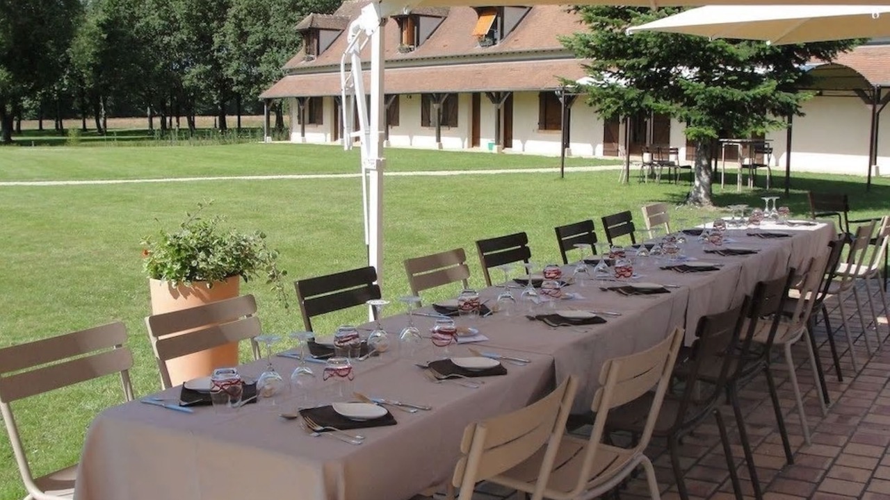 Photo of Others in La Ferte-Saint-Aubin