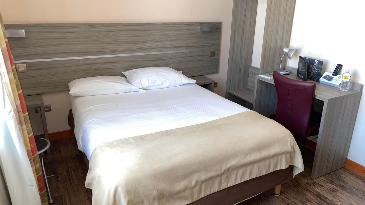 Photo of Bedroom in Nevers