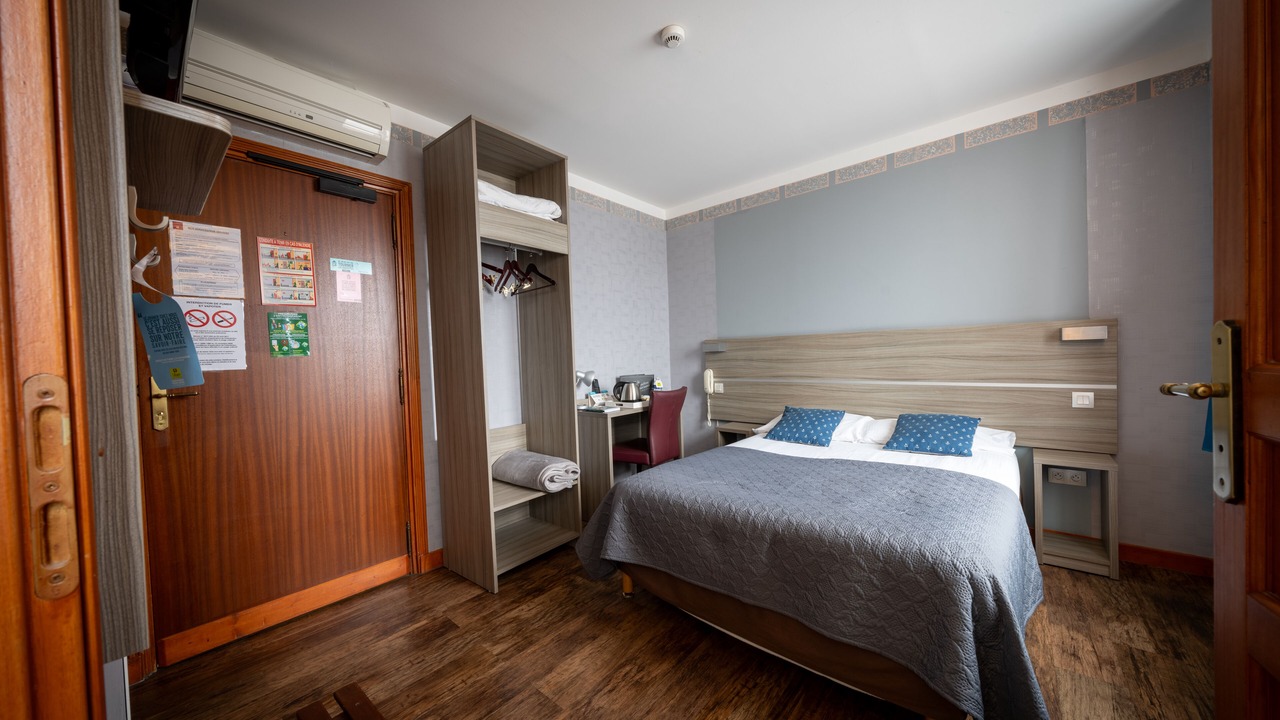 Photo of Bedroom in Nevers