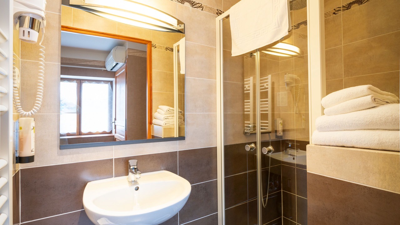 Photo of Bathroom in Nevers