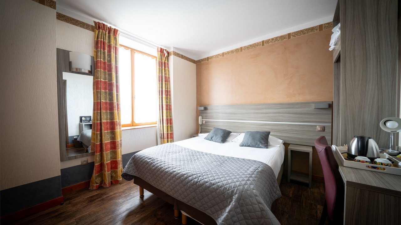 Photo of Bedroom in Nevers