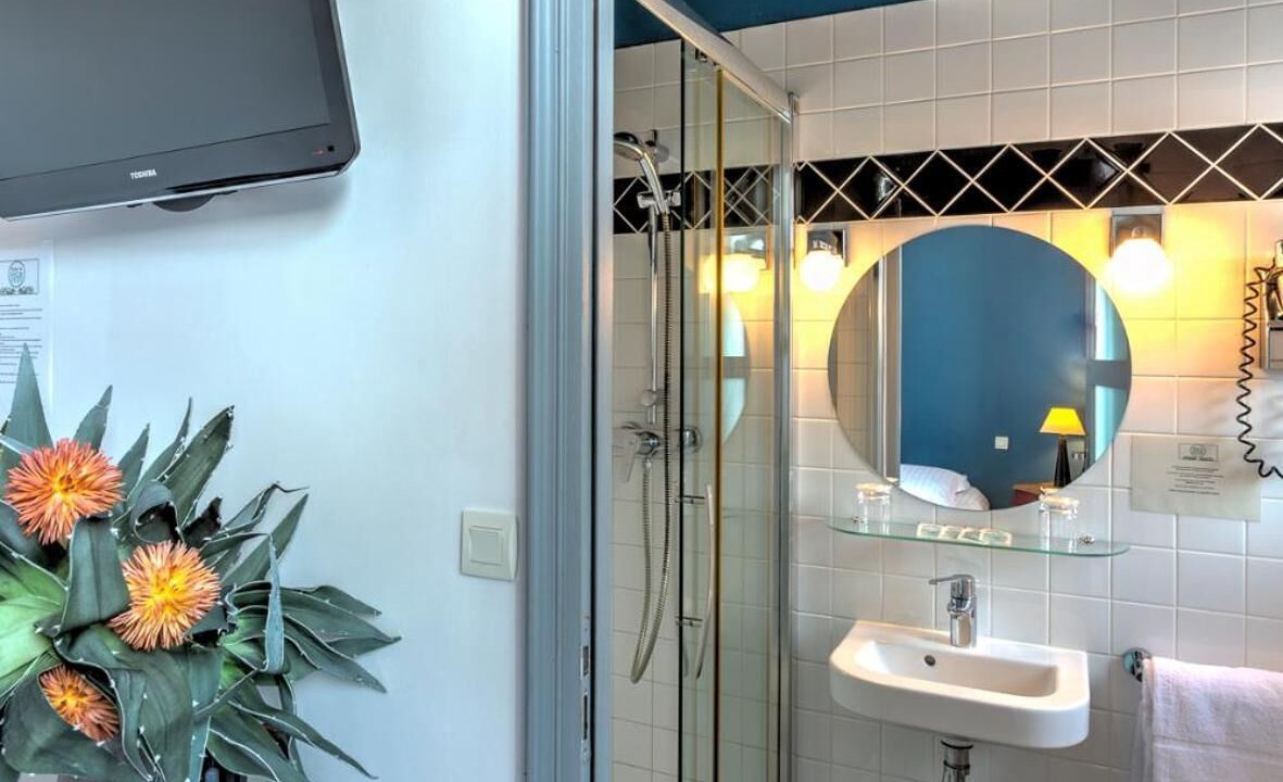 Photo of Others in Etretat