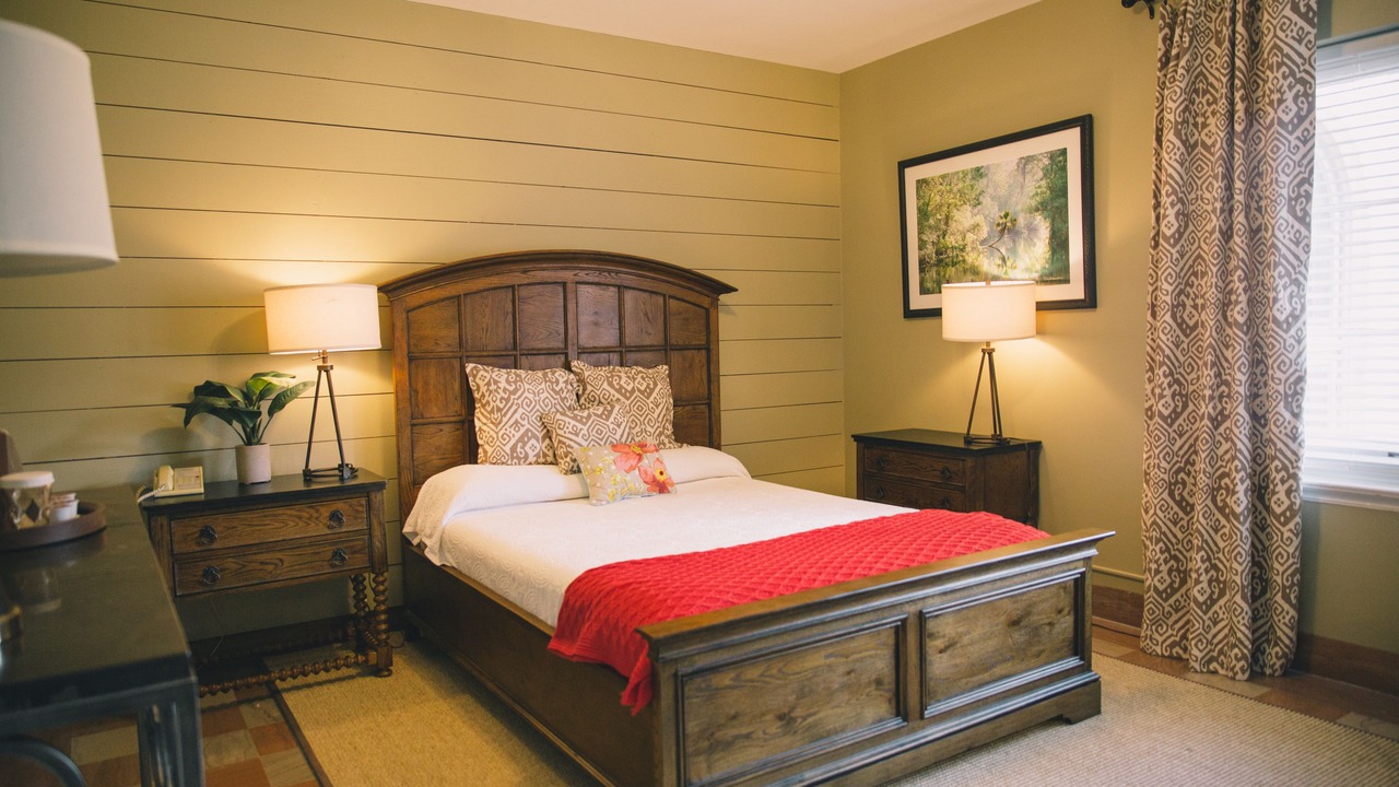 Photo of Bedroom in Wakulla Springs