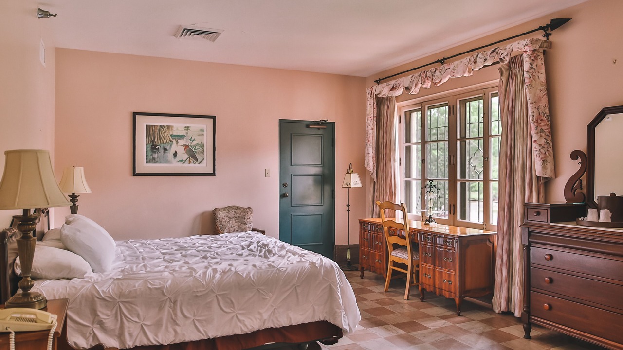 Photo of Bedroom in Wakulla Springs