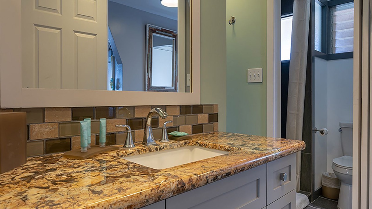 Photo of Bathroom in Wailua