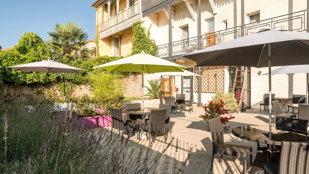 Photo of Patio Balcony in Trie-sur-Baise