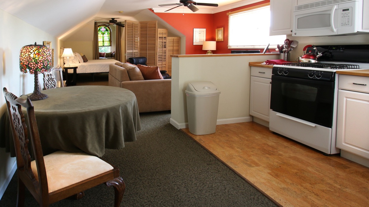 Photo of Others in Thomas Square