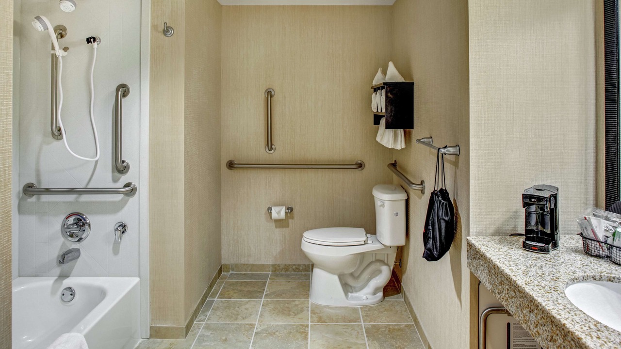 Photo of Bathroom in Thomson