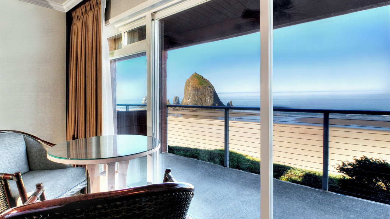 Photo of Bedroom in Downtown Cannon Beach